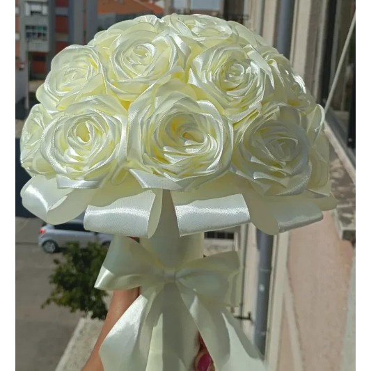 دسته گل عقد و عروسی رز روبانی