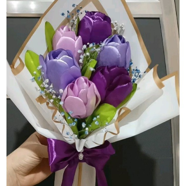 دسته گل فرمالیته لاله روبانی