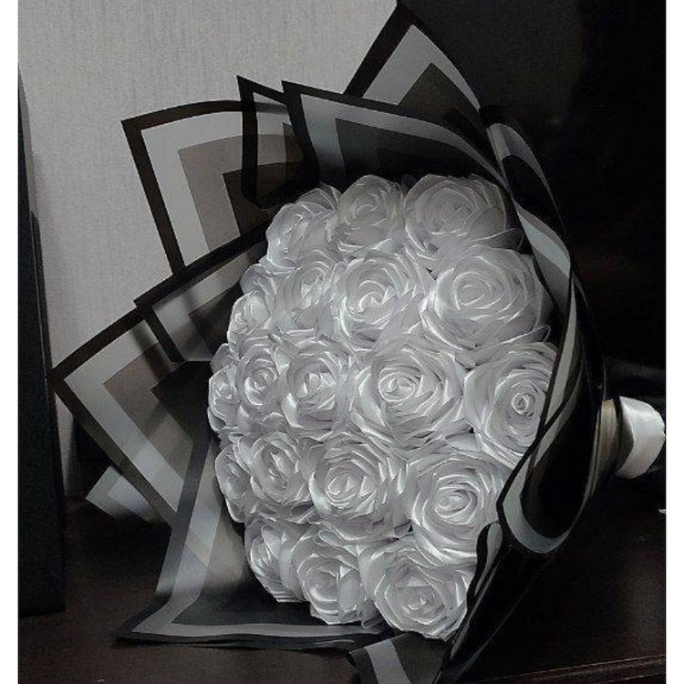 دسته گل خواستگاری رز روبانی